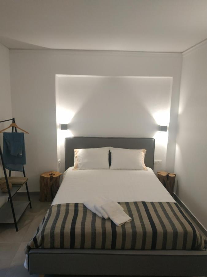 Enalion-Tinos Bed & Breakfast ภายนอก รูปภาพ